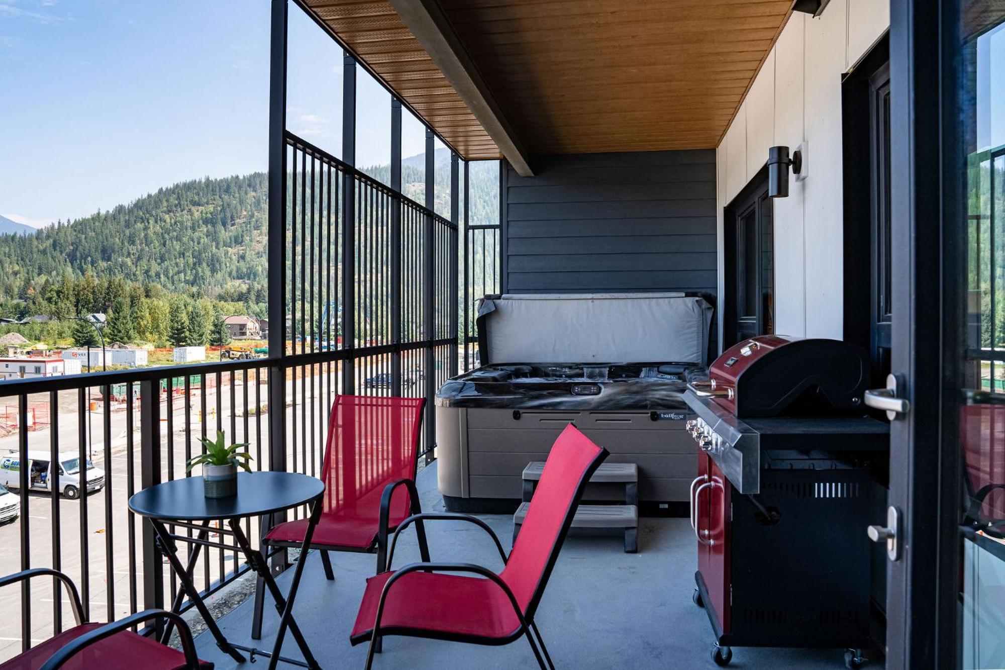 Ferienwohnung Alpine Haven By Revelstoke Vacations Exterior foto