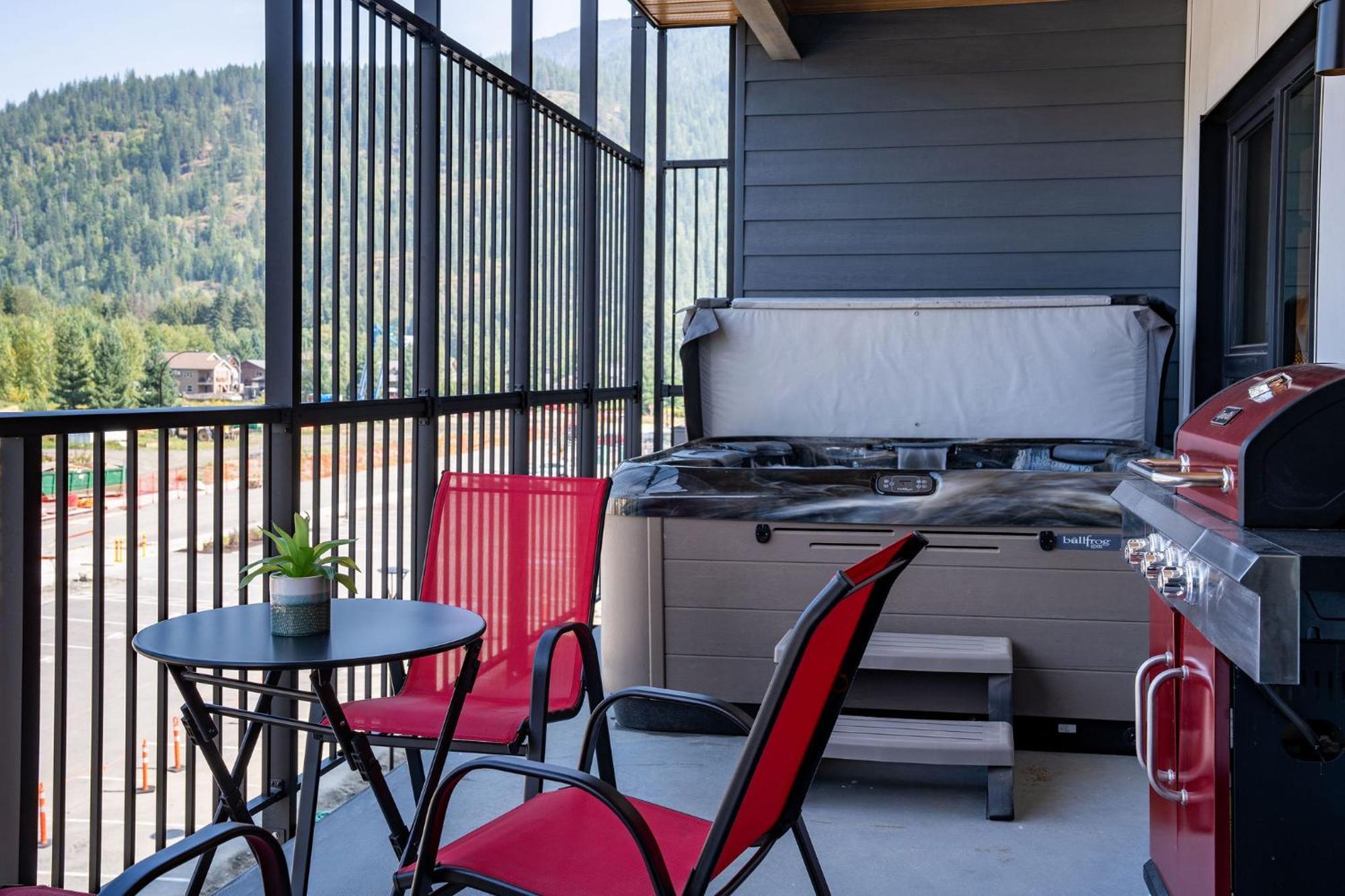 Ferienwohnung Alpine Haven By Revelstoke Vacations Exterior foto